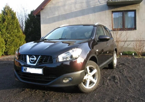 Nissan Qashqai cena 39900 przebieg: 142355, rok produkcji 2011 z Lipsko małe 596